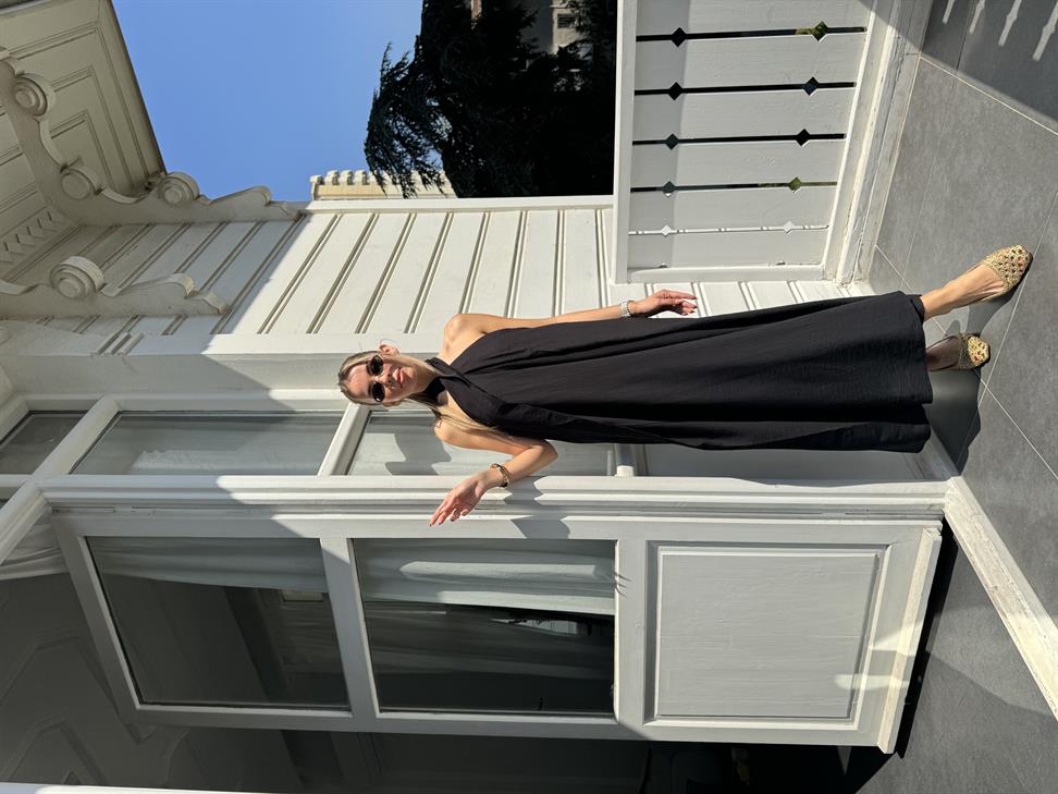 Siyah Çapraz Yaka Keten Dokulu Maxi Elbise