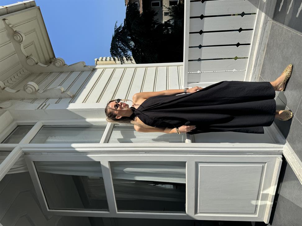 Siyah Çapraz Yaka Keten Dokulu Maxi Elbise