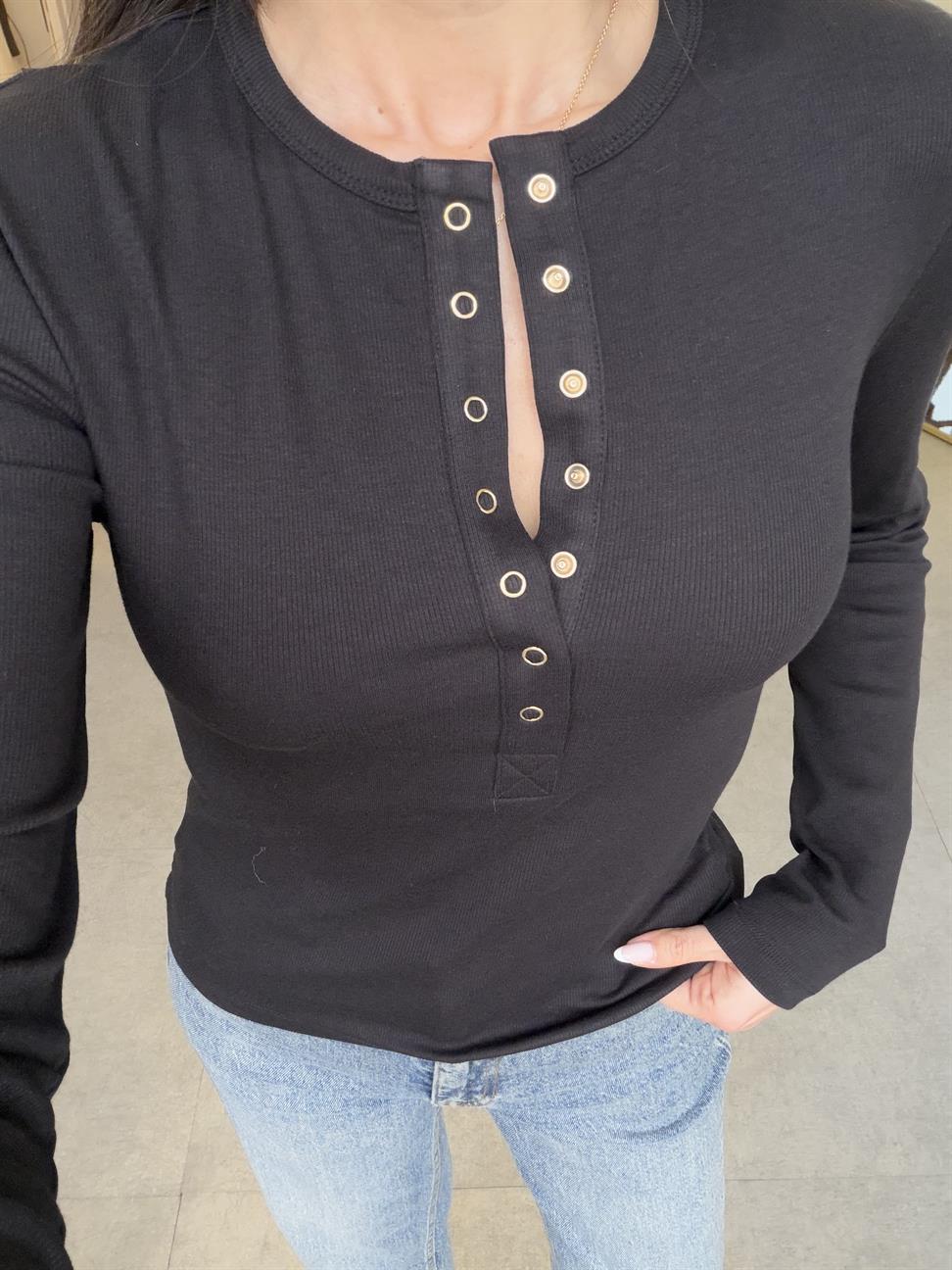 Siyah Çıtçıtlı Uzun Kollu Top