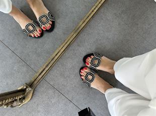 Siyah Clara Taşlı Terlik