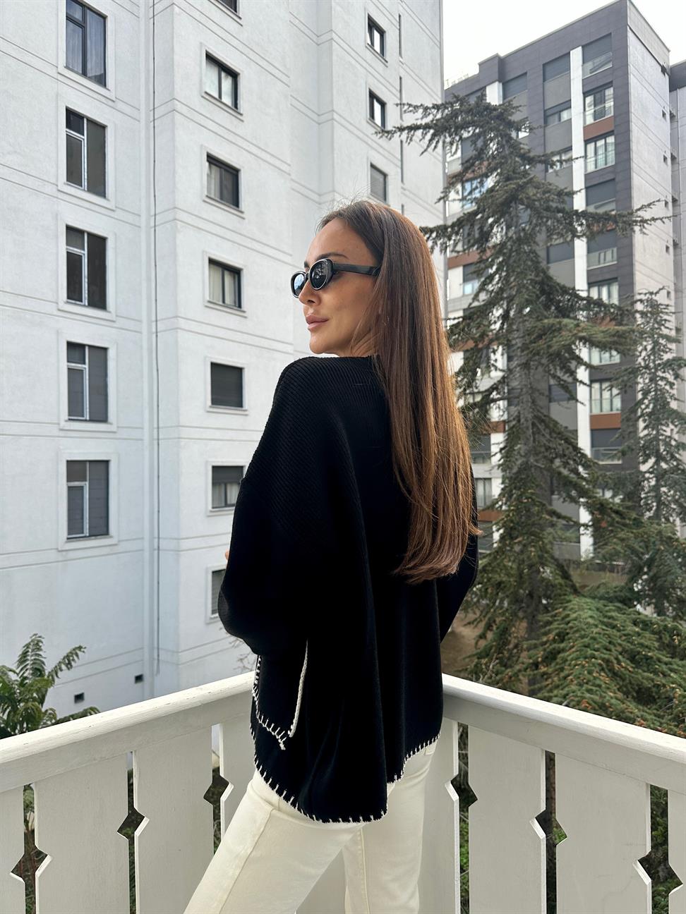 Siyah Çoban Dikiş Kazak