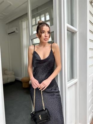 Siyah Degaje Verev Saten Elbise