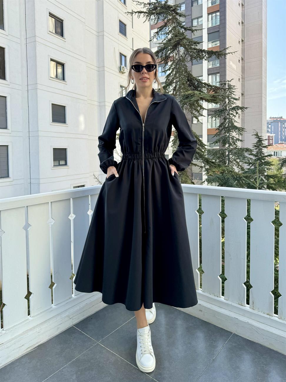 Siyah Fermuarlı Midi Boy Elbise