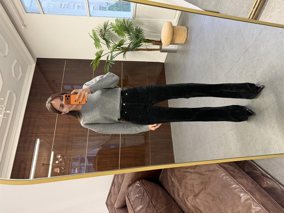 Siyah Flok Kaplama Flare Pantolon