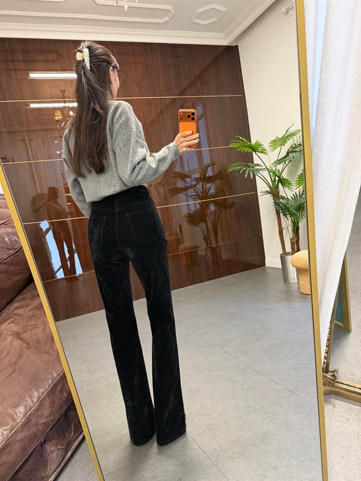 Siyah Flok Kaplama Flare Pantolon