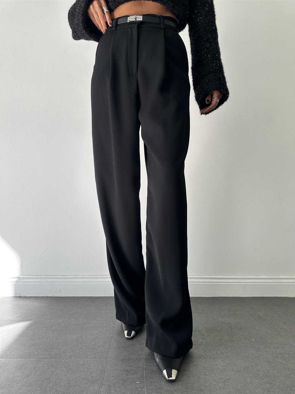 Siyah Geniş Paça Kadın Kumaş Pantolon