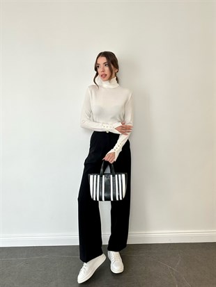 Siyah Geniş Paçalı Pantolon