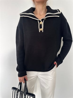 Siyah Geniş Yakalı Kazak