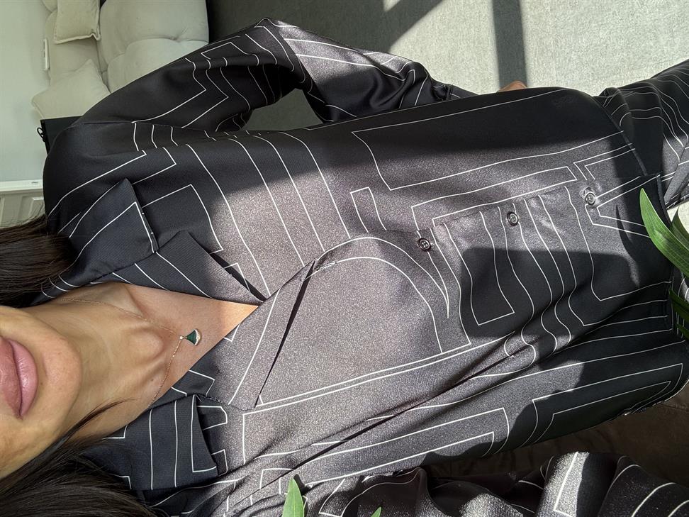 Siyah Geometrik Desen Saten Takım