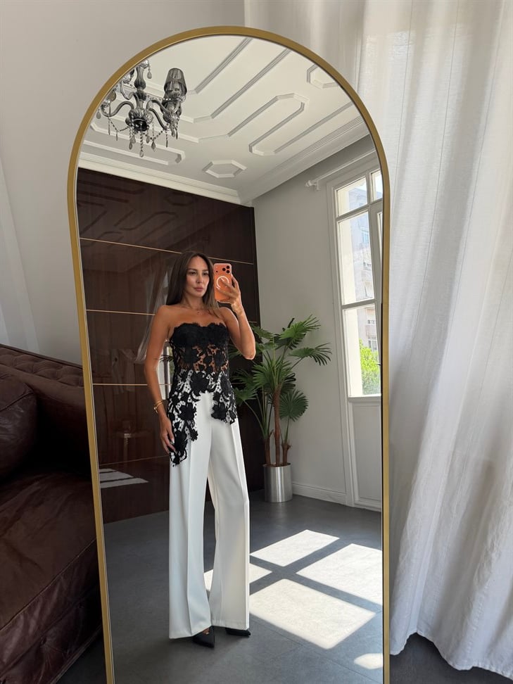 Siyah Güpürlü Korse Bluz