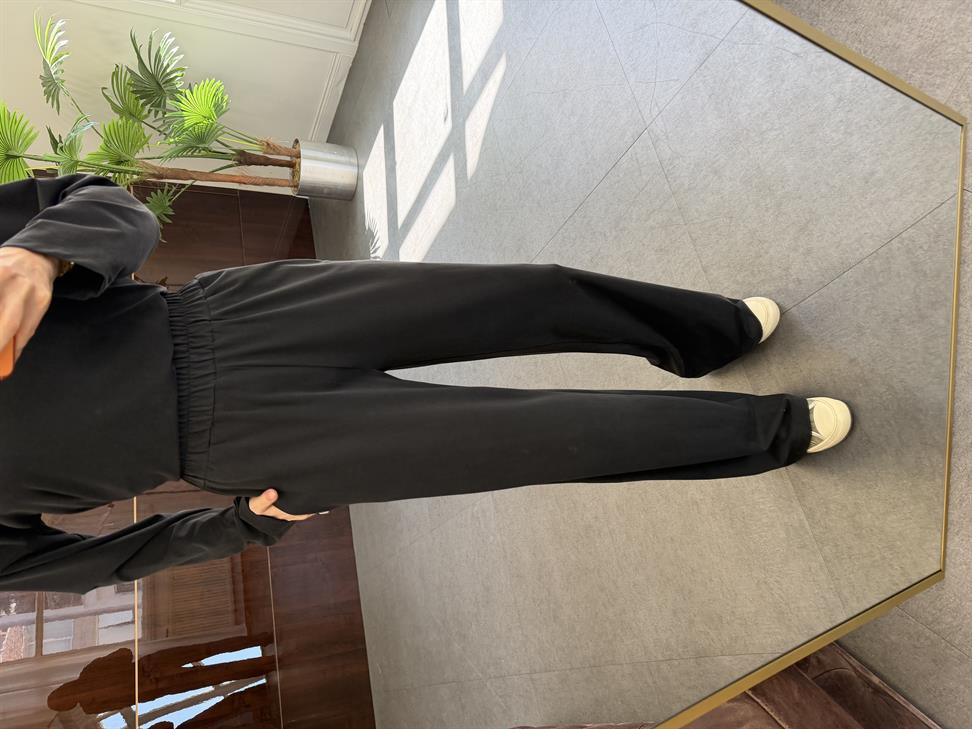 Siyah İkili Modal Tasarım Takım