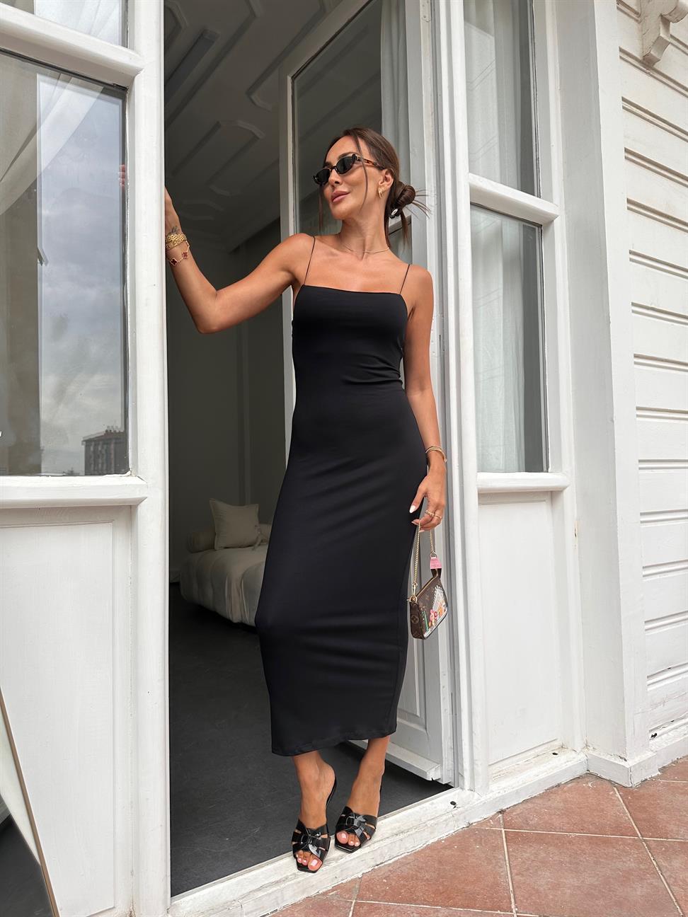 Siyah İnce Askılı Uzun Elbise