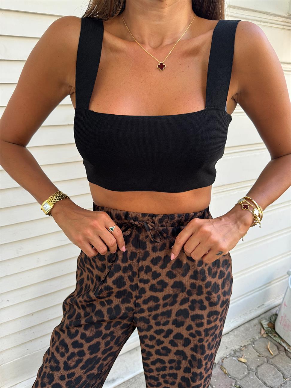 Siyah Kalın Askılı Crop Top