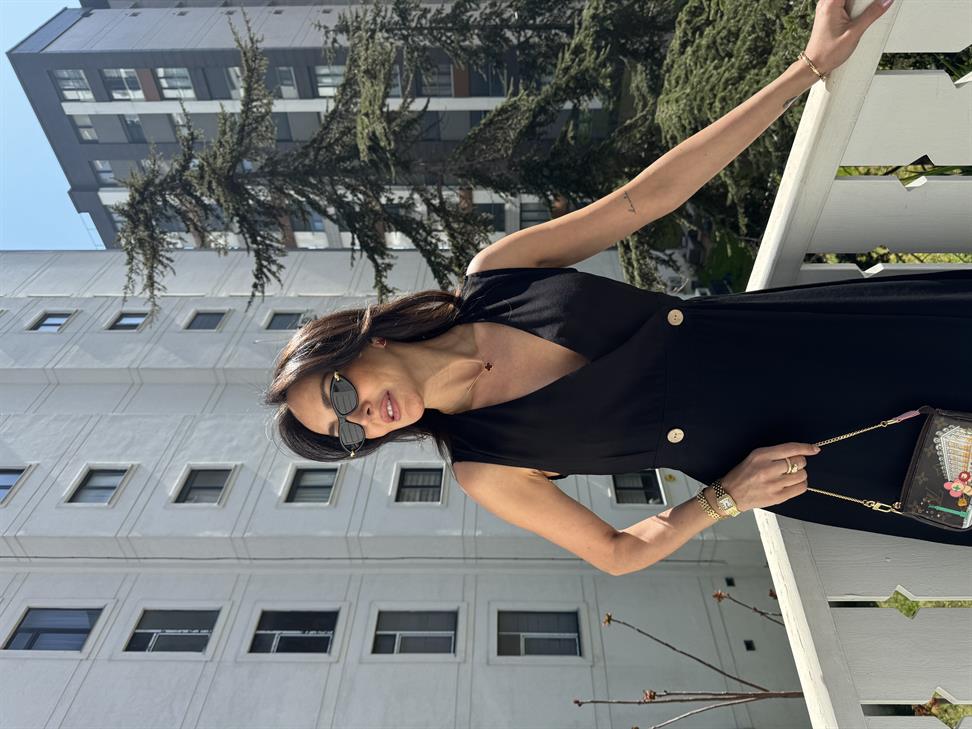 Siyah Düğmeli Uzun Elbise