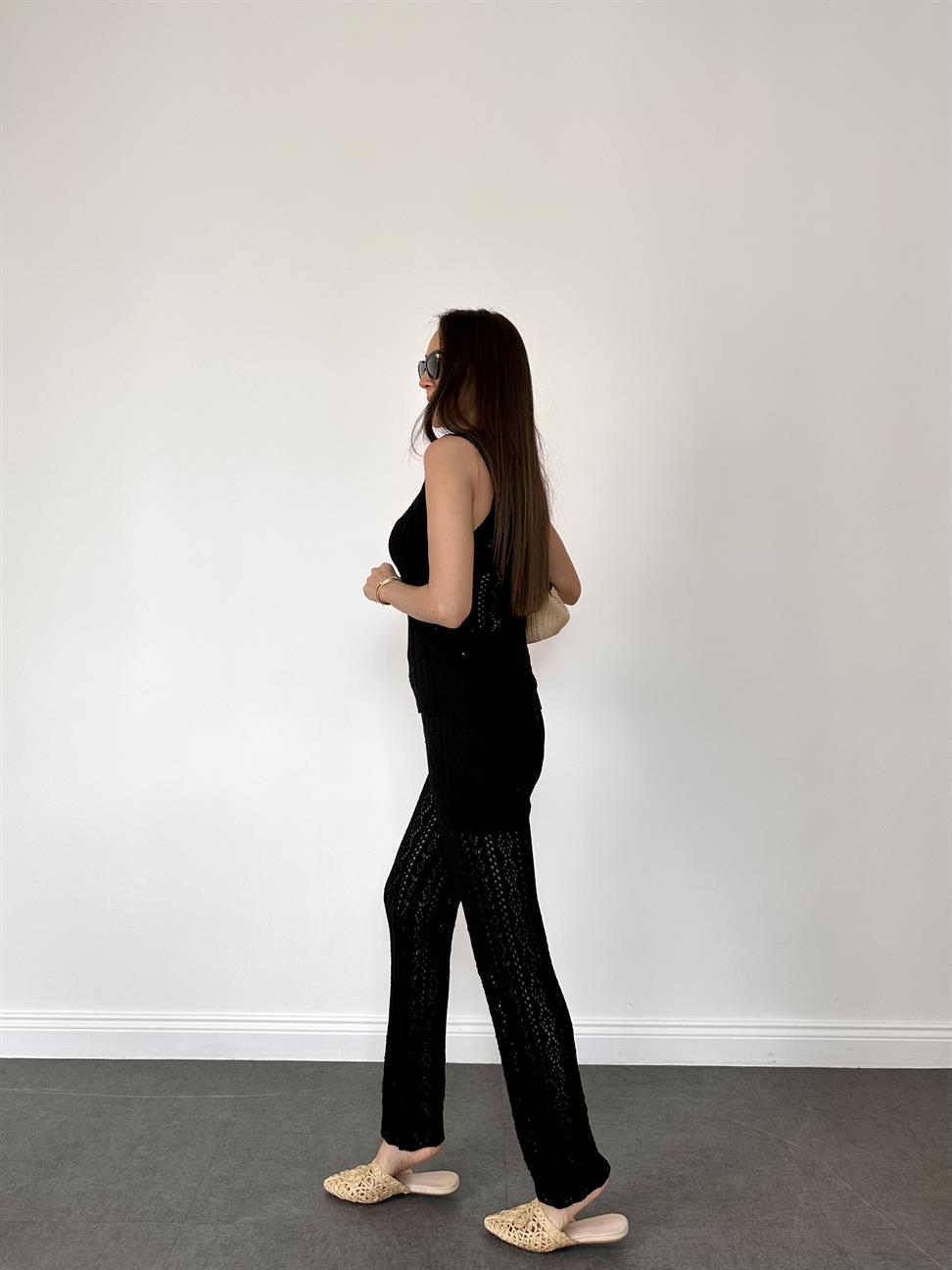 Siyah Kolsuz Kruvaze Kesimli Tulum