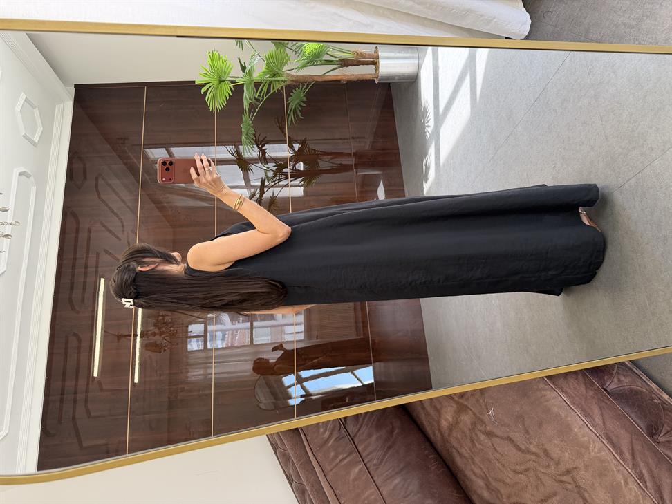 Siyah Kolsuz Uzun Elbise