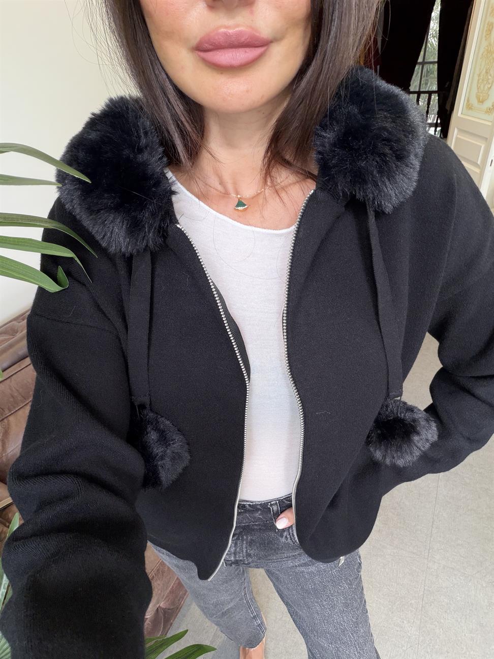 Siyah Korsman Kürklü Fermuarlı Kazak
