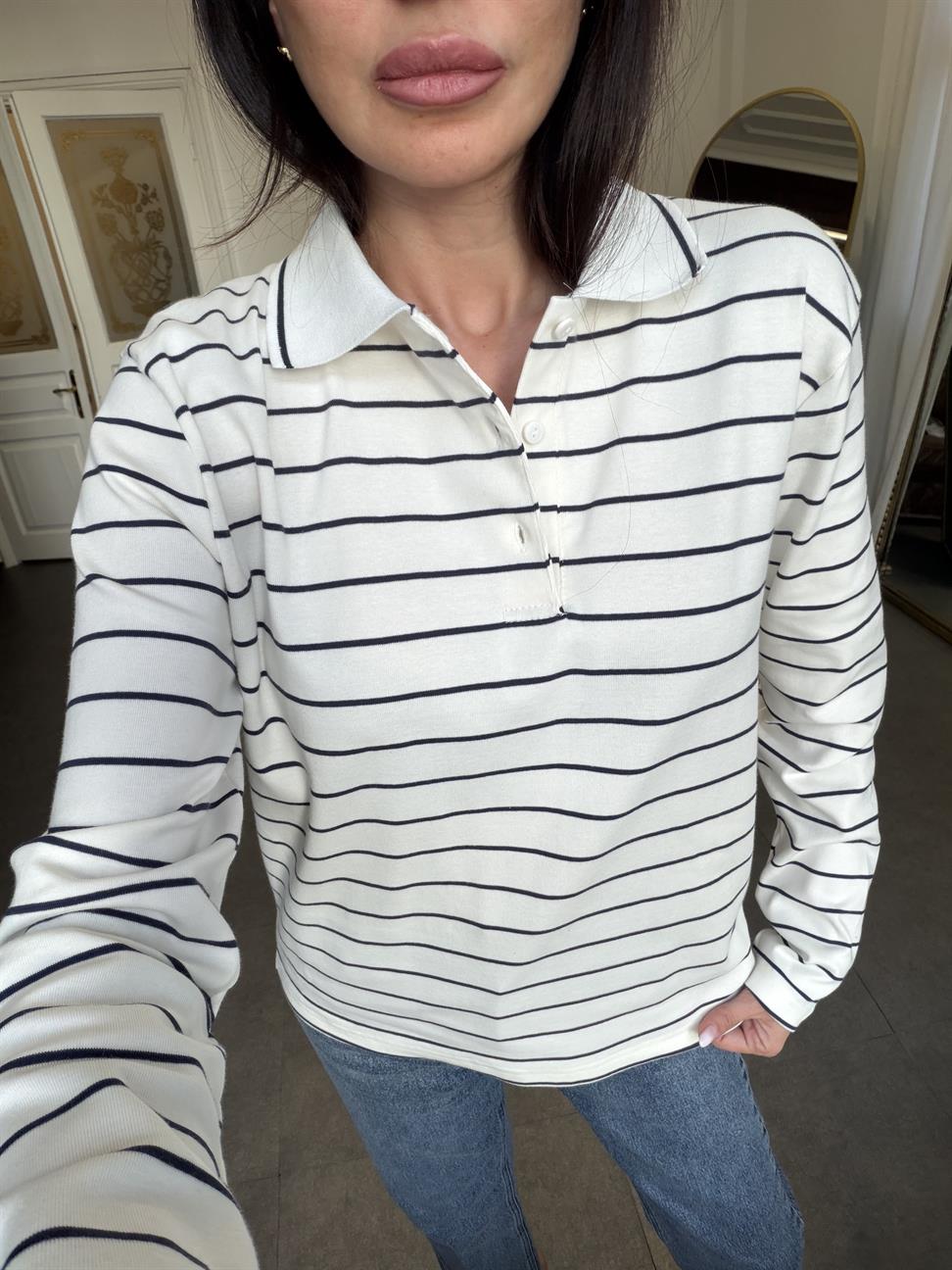 Siyah-Krem Çizgili İnce Kazak