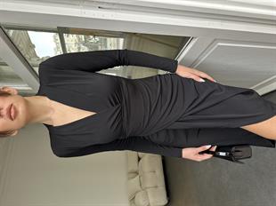 Siyah Kruvaze Yaka Drapeli Kadın Elbise