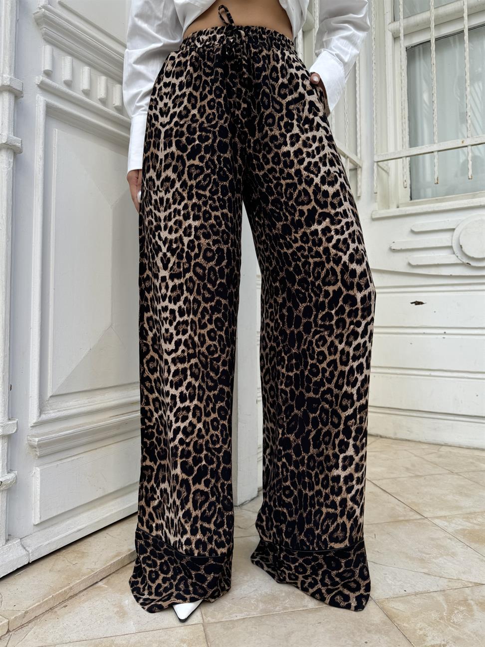 Siyah Leopar Pantolon
