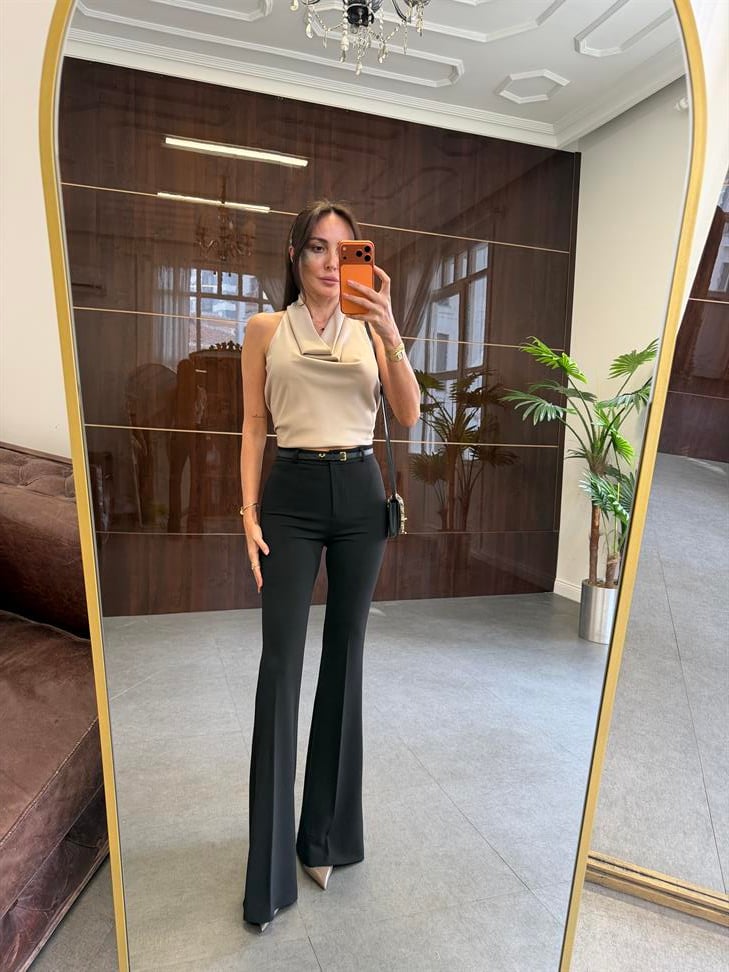 Siyah Likralı İspanyol Paça Kumaş Pantolon