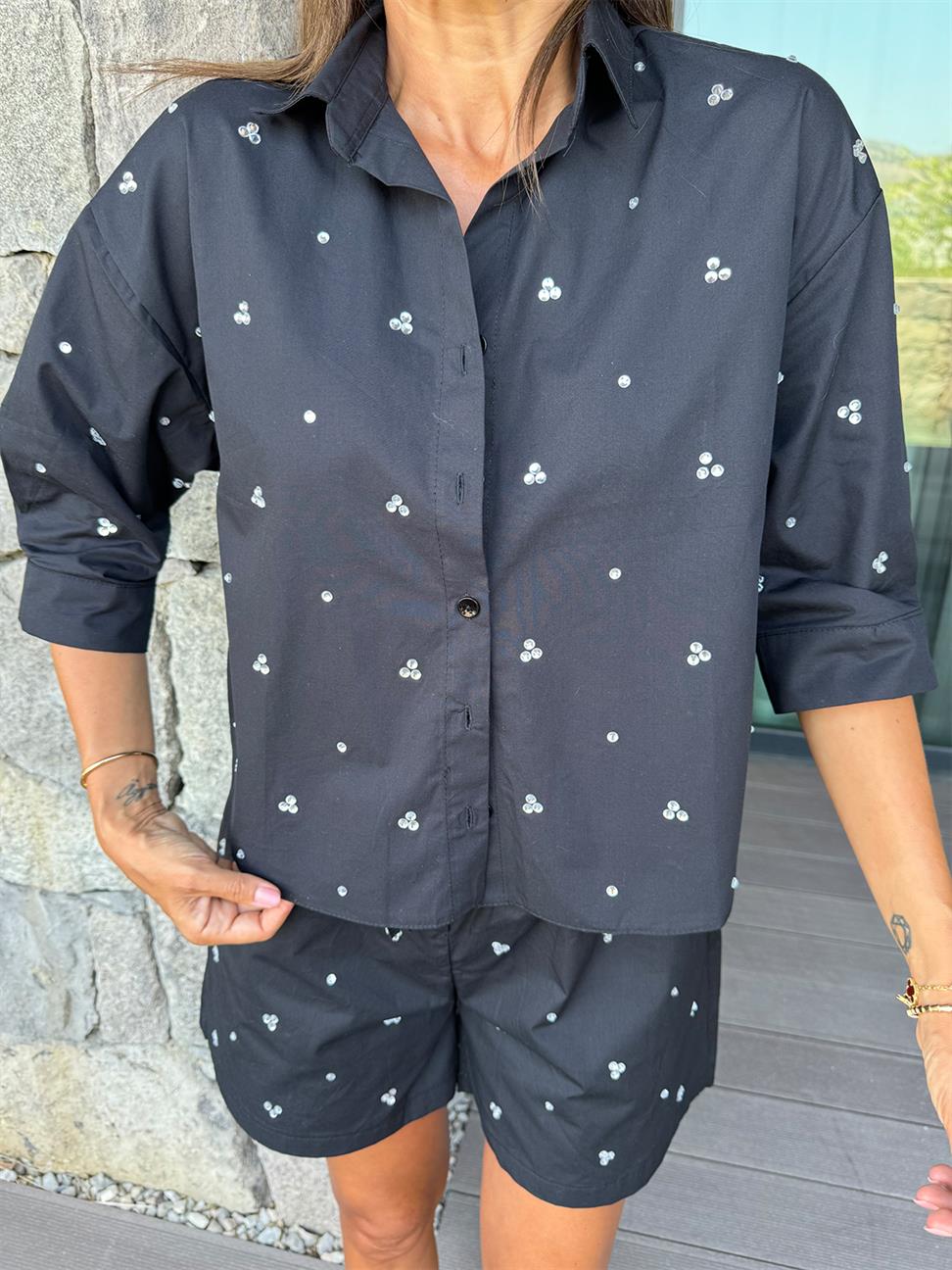 Siyah Mini Taş İşleme Şortlu Takım