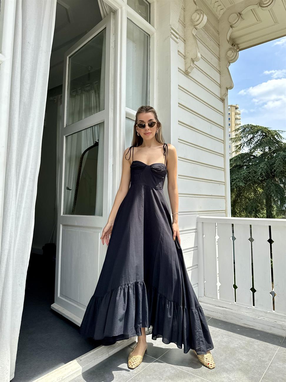 Siyah Omuz Bağlamalı Maxi Boy Elbise