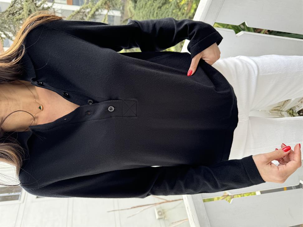 Siyah Önü 4 Düğme Polo Yaka Kazak