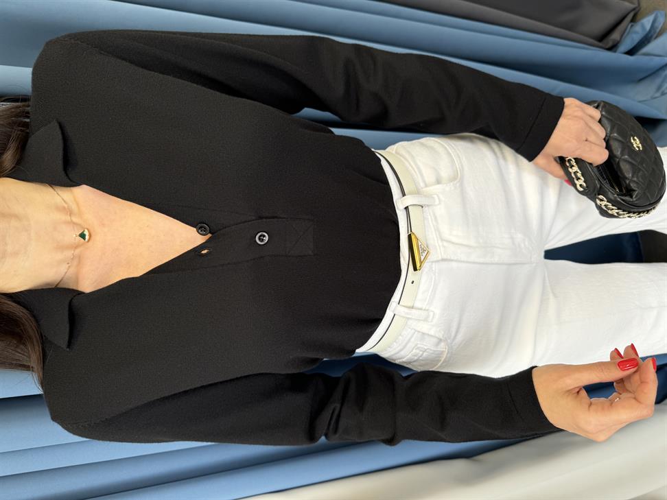 Siyah Önü 4 Düğme Polo Yaka Kazak