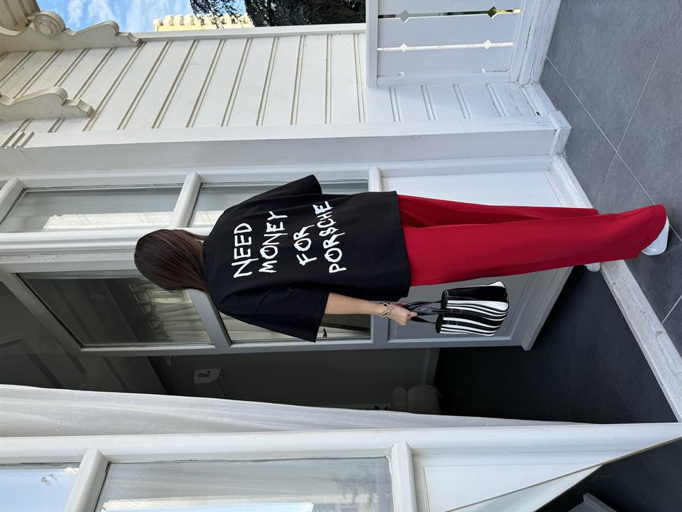 Siyah Oversize Arka Yazılı Tshirt