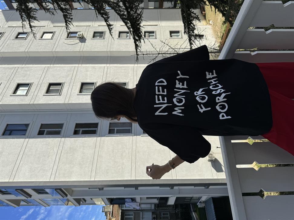 Siyah Oversize Arka Yazılı Tshirt