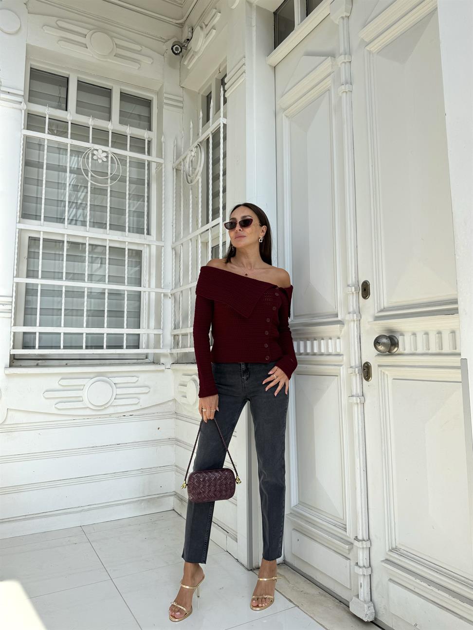 Füme Paçası Dikişsiz Eskitmeli Mom Pantolon