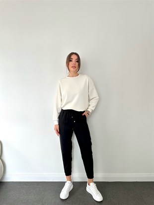 Siyah Paçası Lastikli Eşofman