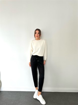 Siyah Paçası Lastikli Eşofman