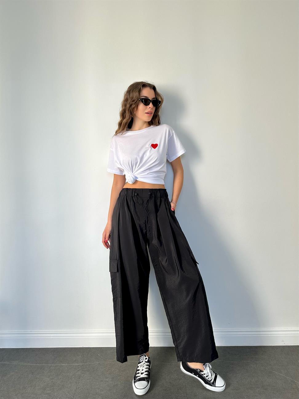 Siyah Paraşüt Kumaş Bol Kesim Kargo Pantolon