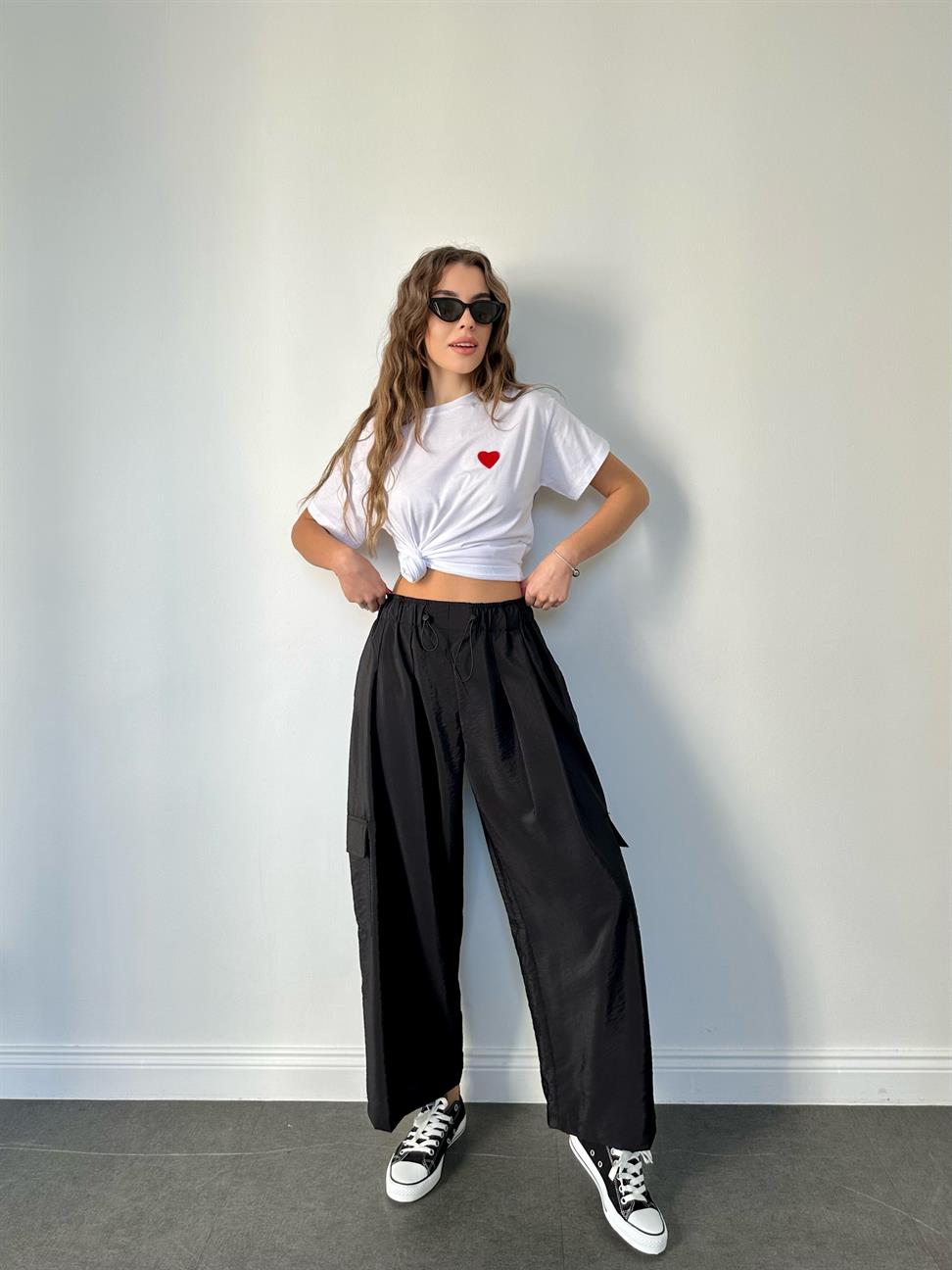 Siyah Paraşüt Kumaş Bol Kesim Kargo Pantolon