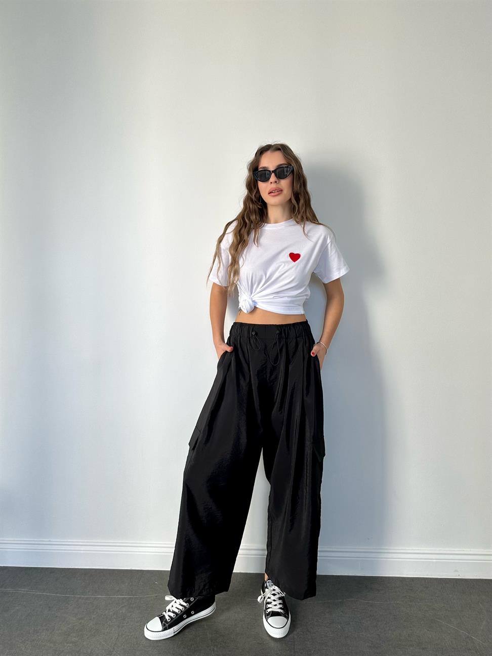 Siyah Paraşüt Kumaş Bol Kesim Kargo Pantolon