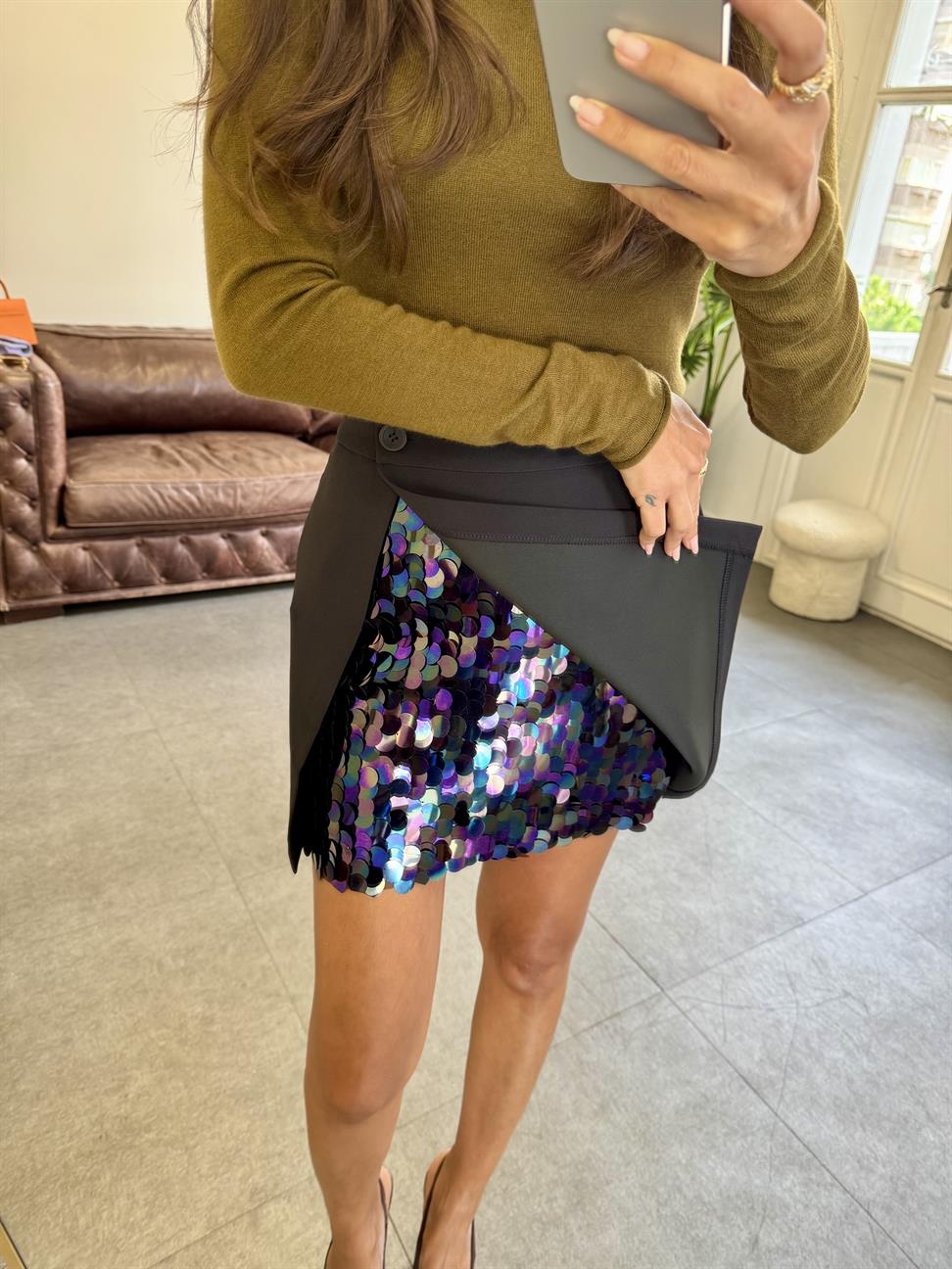 Siyah Payet Detaylı Mini Etek