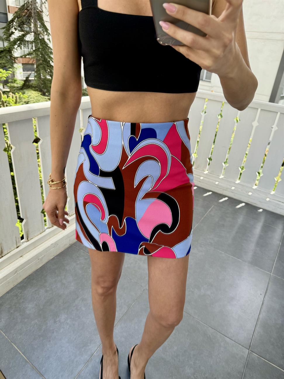 Siyah-Pembe Desenli Mini Etek