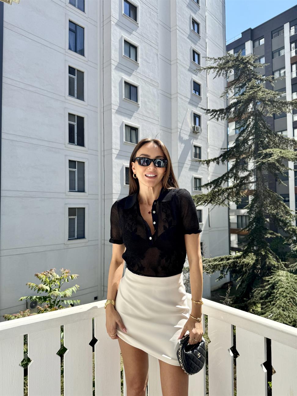 Siyah Polo Yaka Ajurlu Düğmeli Triko Bluz