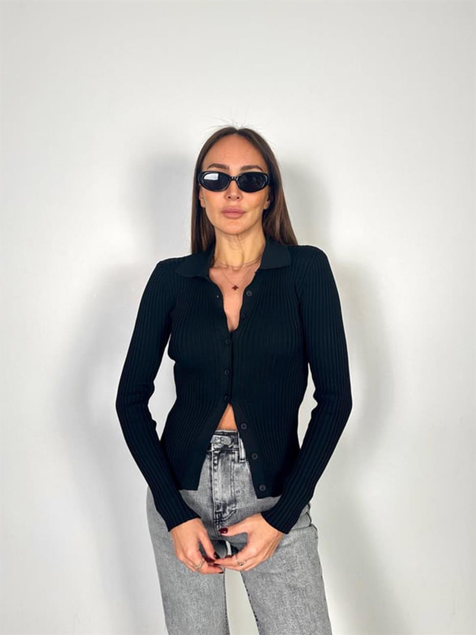 Siyah Polo Yaka Hırka