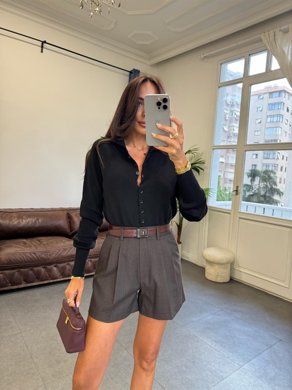 Siyah Polo Yaka Yünlü Düğmeli Triko Kazak