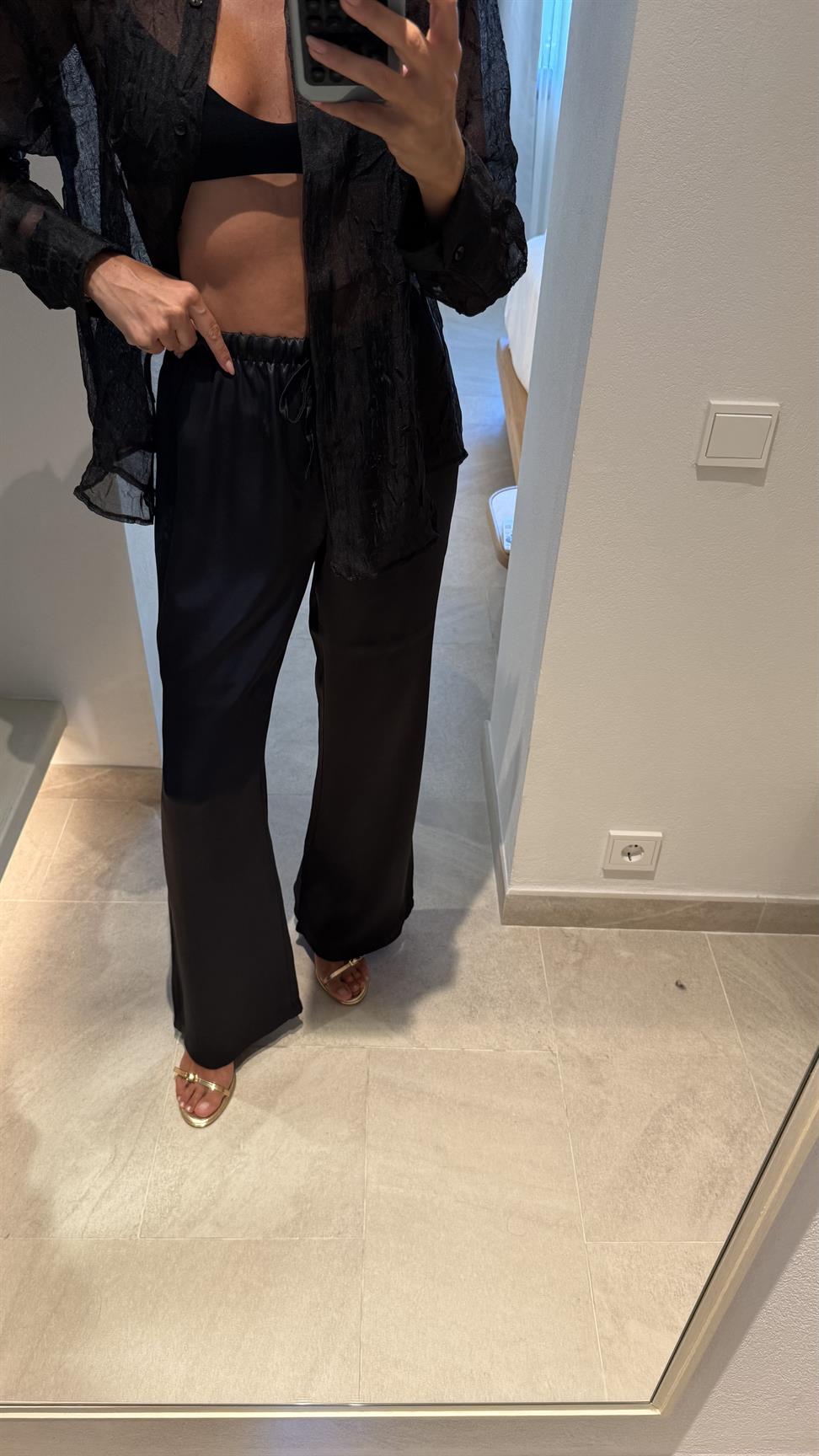 Siyah Saten Bağcıklı Kumaş Pantolon