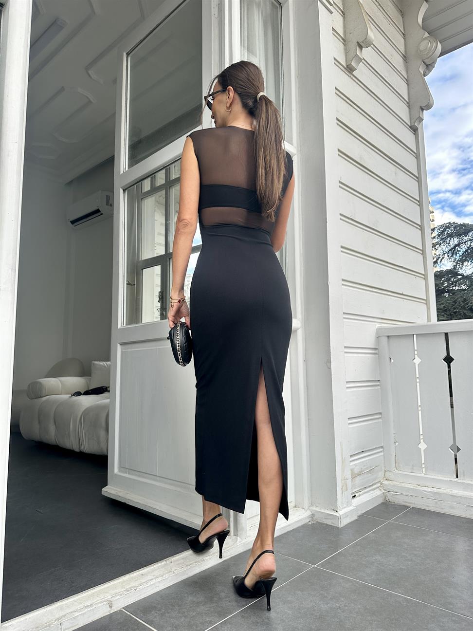 Siyah Sıfır Kol Arkadan Yırtmaçlı Elbise