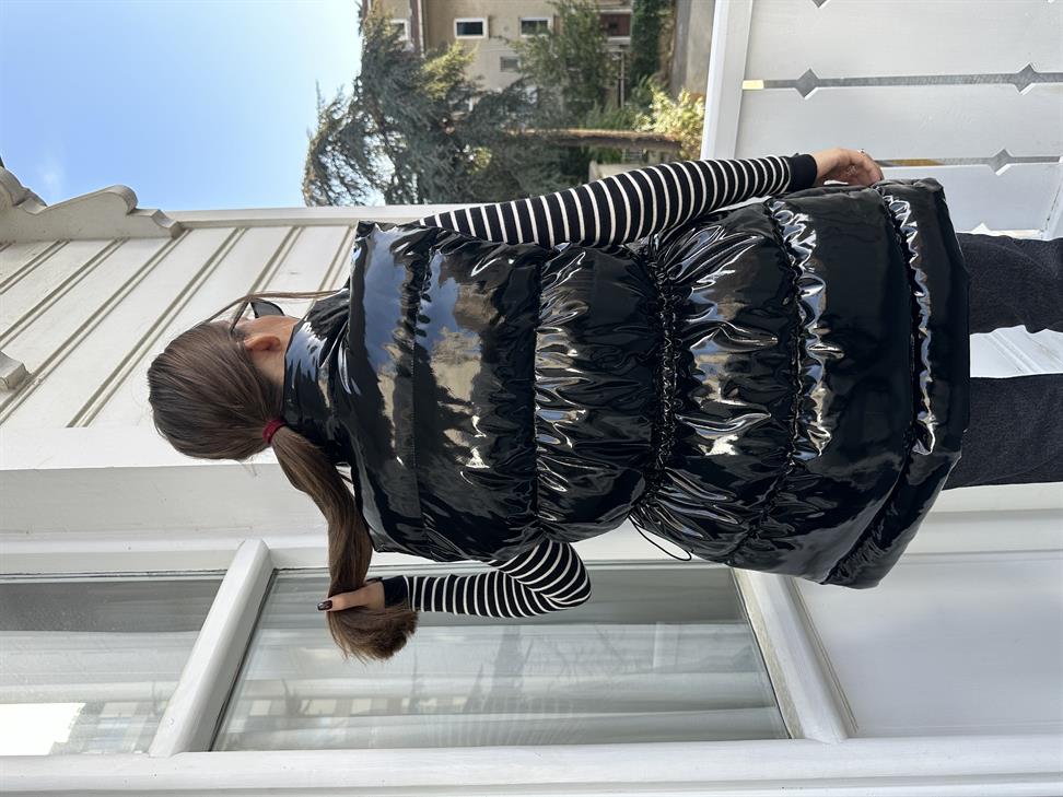 Siyah Şişme Uzun Yelek