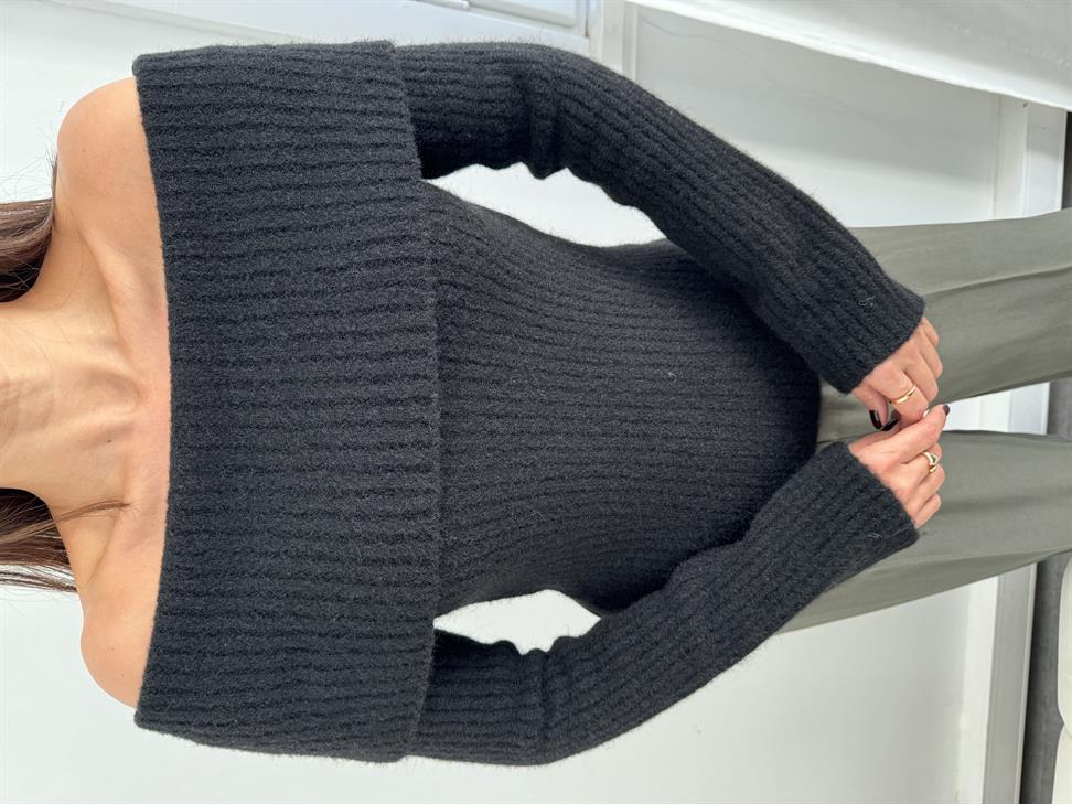 Siyah Soft Doku Bardot Yaka Fitilli Kazak