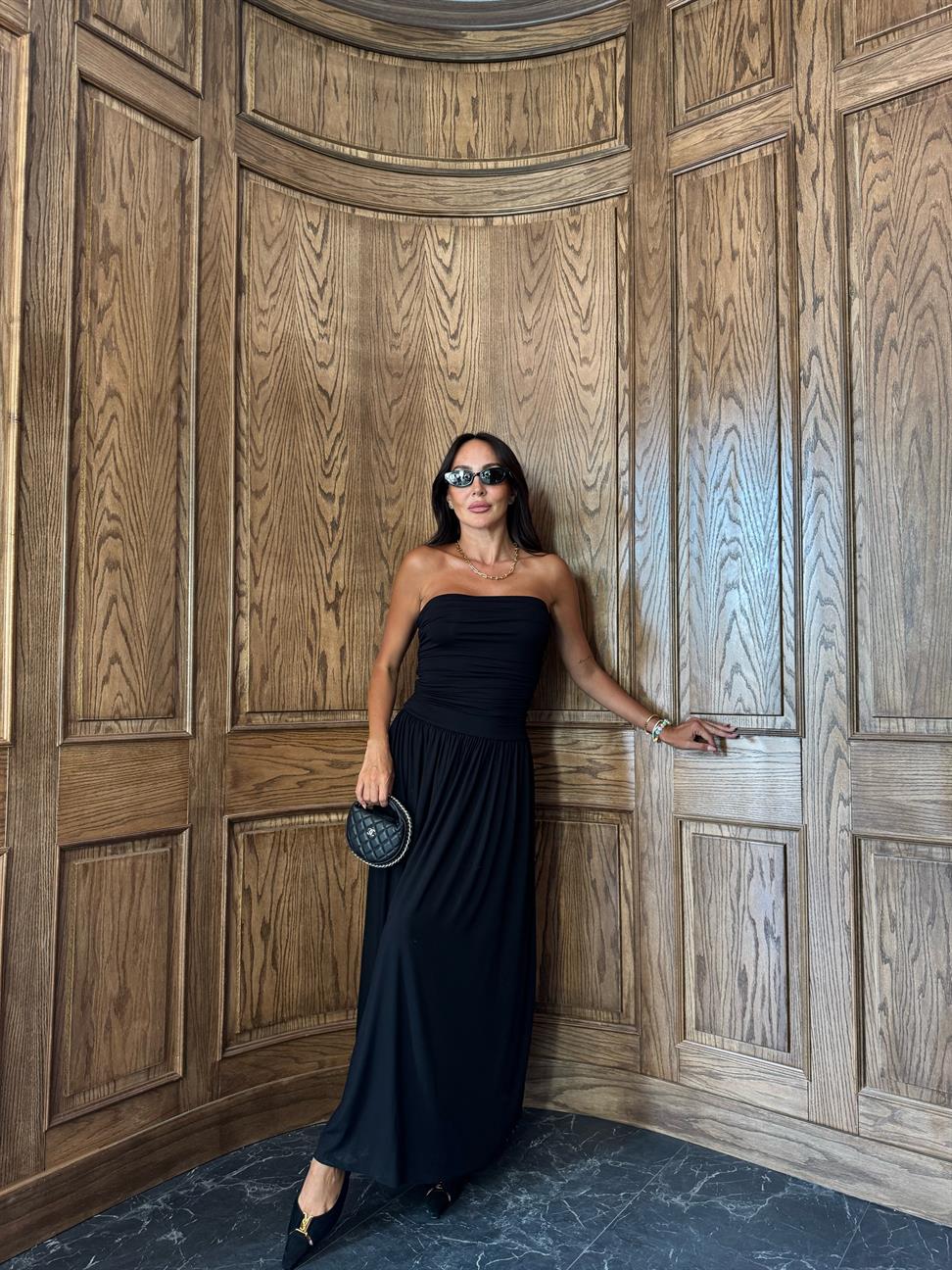 Siyah Straplez Büzgülü Elbise