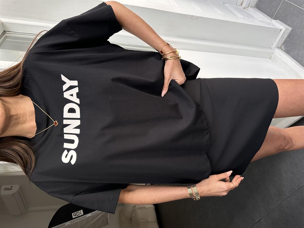 Siyah Sunday Tshirt