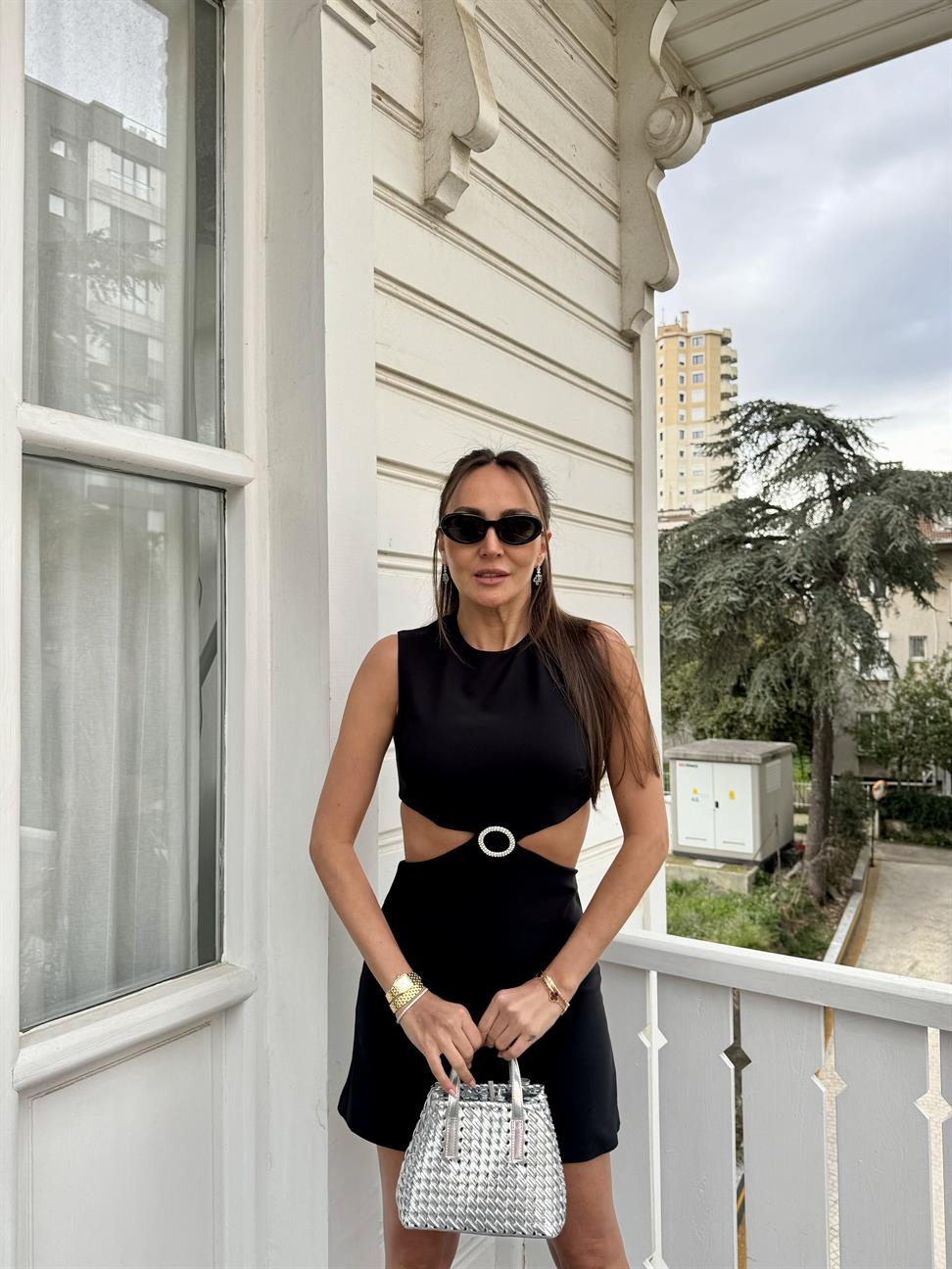 Siyah Taş Aksesuar Detay Mini Elbise