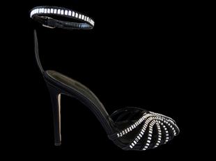 Siyah Baget Taşlı İnce Topuklu Ayakkabı